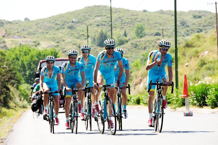 L&#39;Astana di Vincenzo Nibali e Michele Scarponi si allena in Argentina in attesa del Tour di San Luis, che scatta il 20 gennaio. Pablo Cersosimo Photography